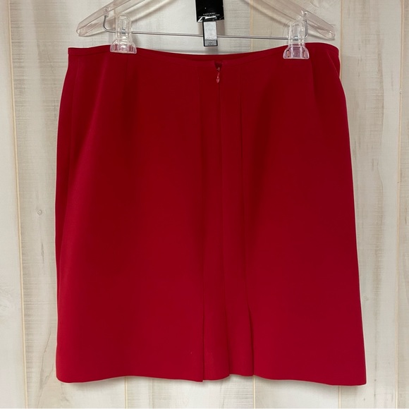 NWT Tahari Red Short Sleeve Blazer Jacket And Skirt Set Sz 16 Suit - Picture 8 of 8